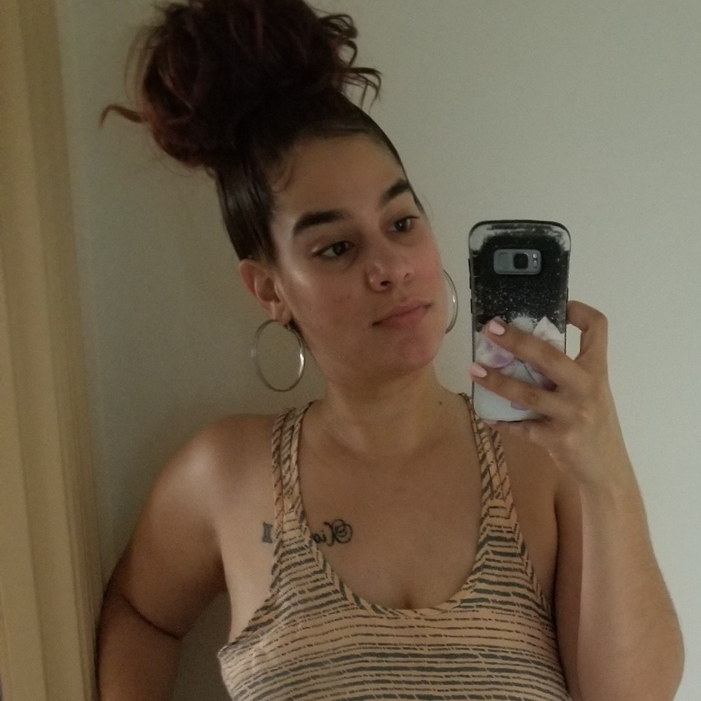 Meet your Posher, Deborah